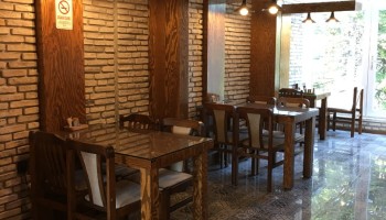 Restaurant & Cafe
