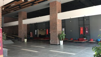 Restaurant & Cafe