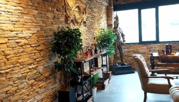Restaurant & Cafe