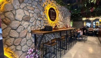 Restaurant & Cafe