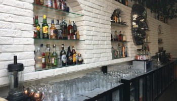 Restaurant & Cafe
